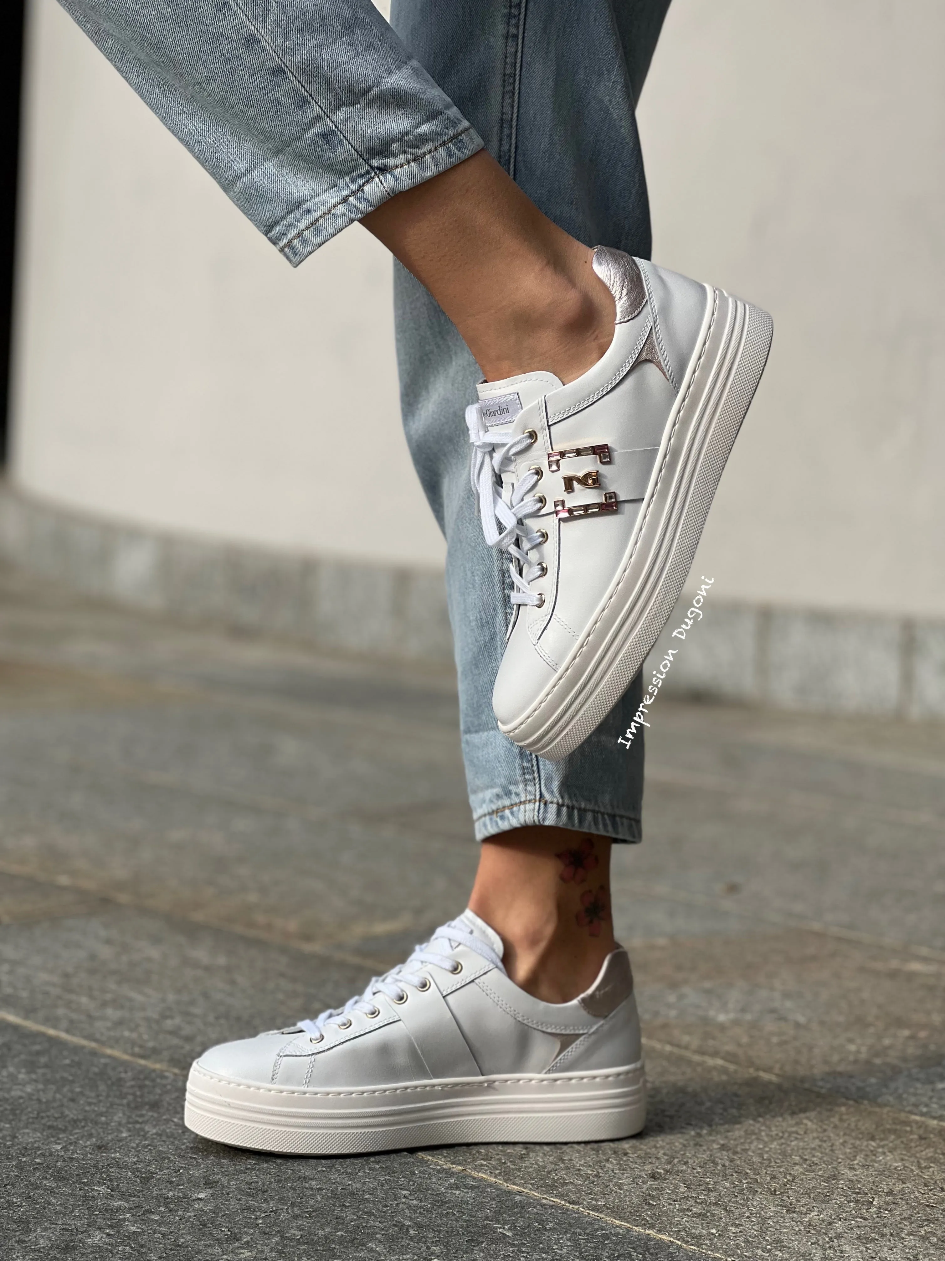 Sneakers - NeroGiardini E409967D